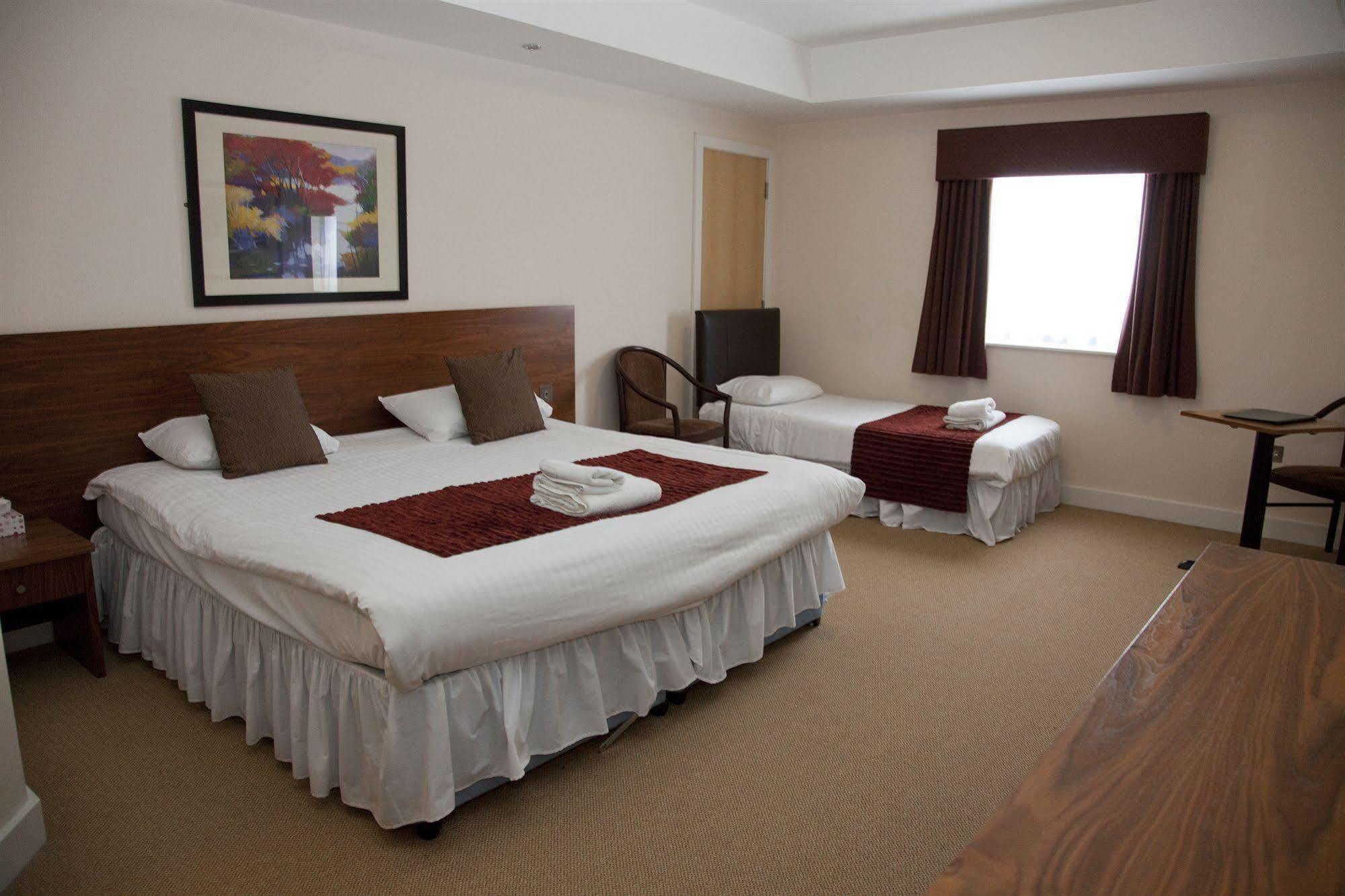 Boston West Hotel Esterno foto